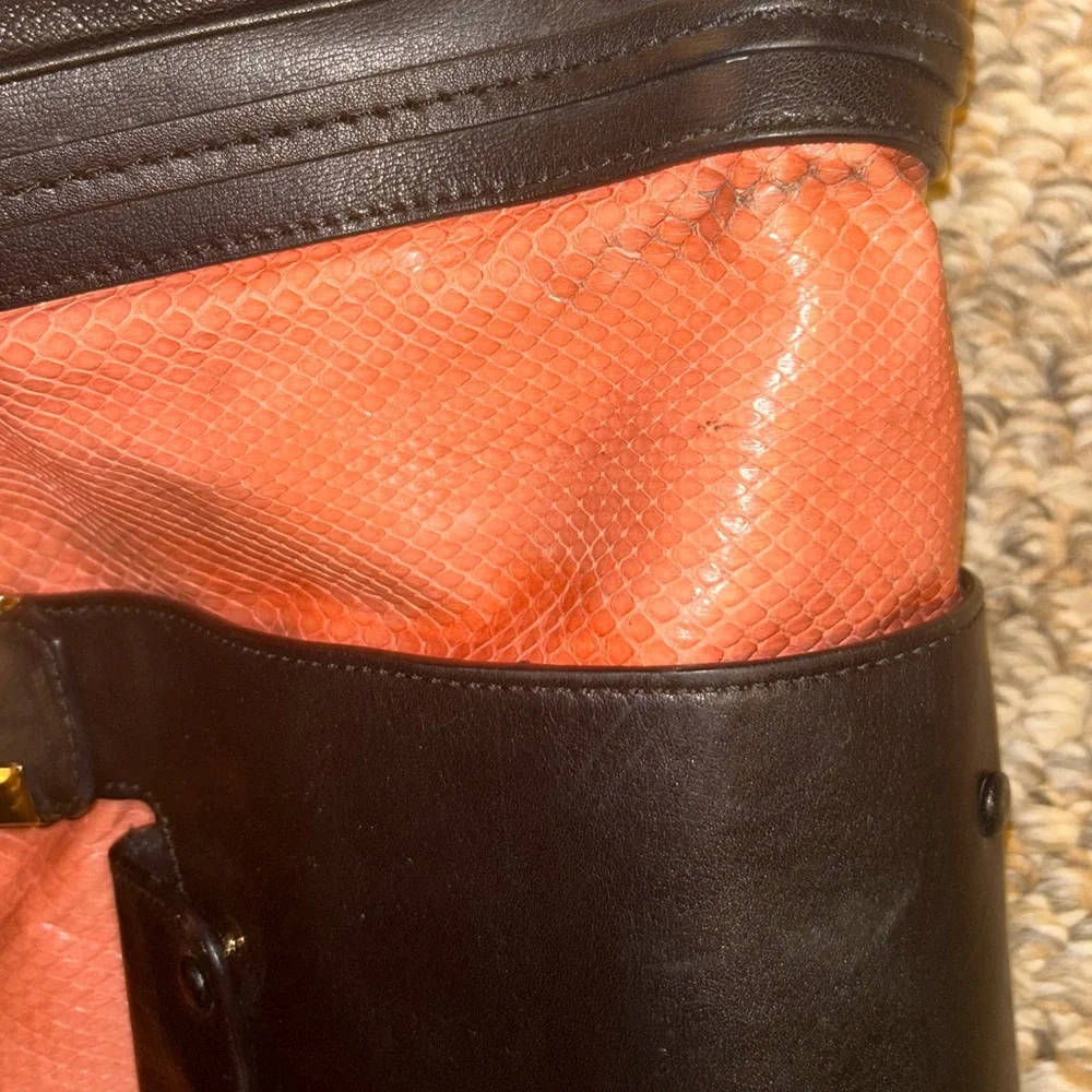 Chloé Black and Coral Pink Leather Tote